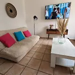 Proche Centre Avec Belle Terrasse פרפיניין