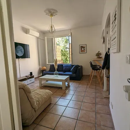 Proche Centre Avec Belle Terrasse * Perpignan