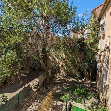 דירה Proche Centre Avec Belle Terrasse *