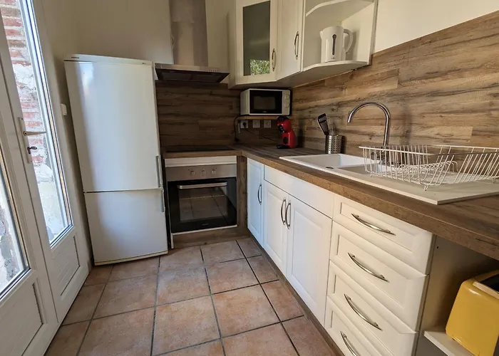 Proche Centre Avec Belle Terrasse Perpignan