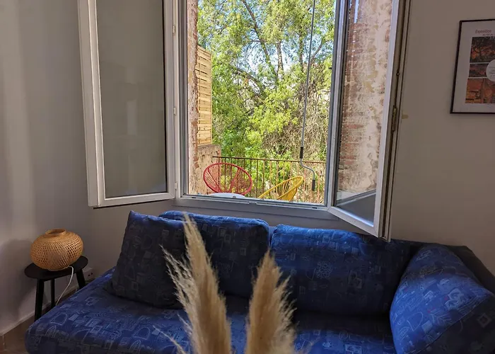 Proche Centre Avec Belle Terrasse Apartment Perpignan